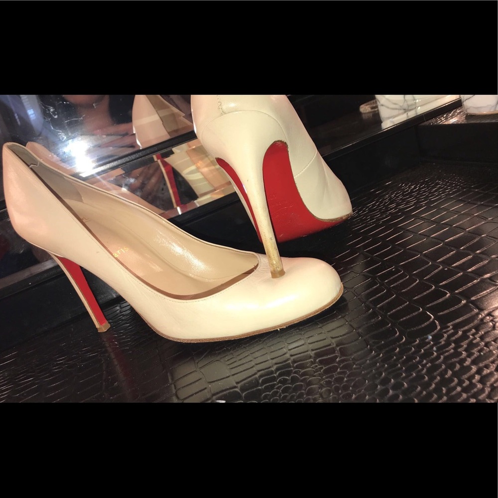 Red Bottoms ❤️